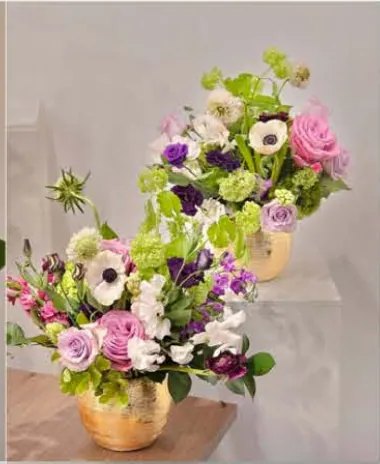 Seasonal arrangement, style 2
