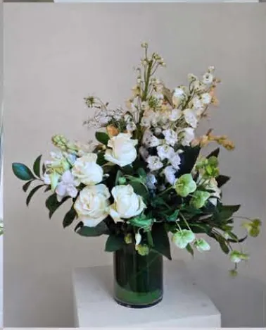 Seasonal arrangement, style 3